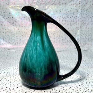 Vintage Blue Mountain Pottery 7" Ewer/Vase/Pitcher